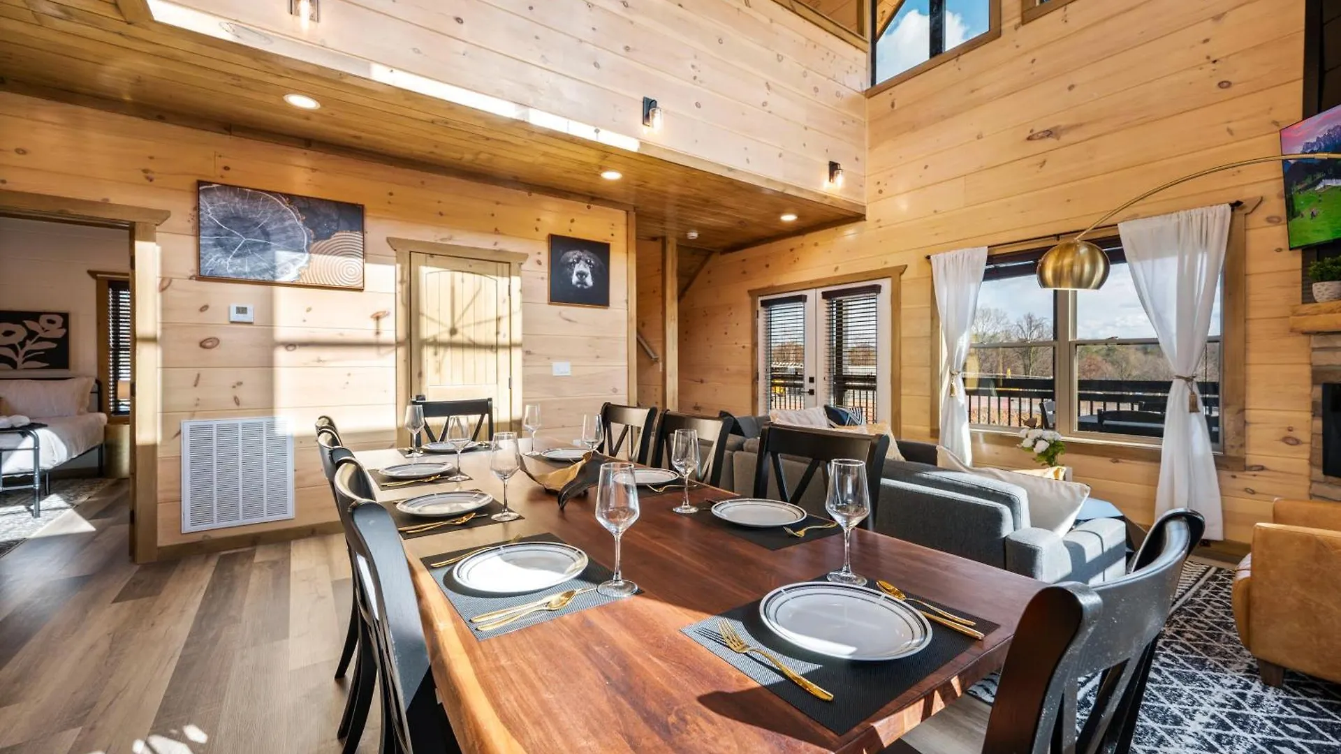 Smokiesboutiquecabins Would To Host At Our New Cabin! 3 King Suites, Indoor Pool, Game Room, Lounge With 75