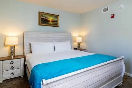 Holiday home Dolly's Hideout - Newly Renovated, Less Than 1 Mi To Parkway *