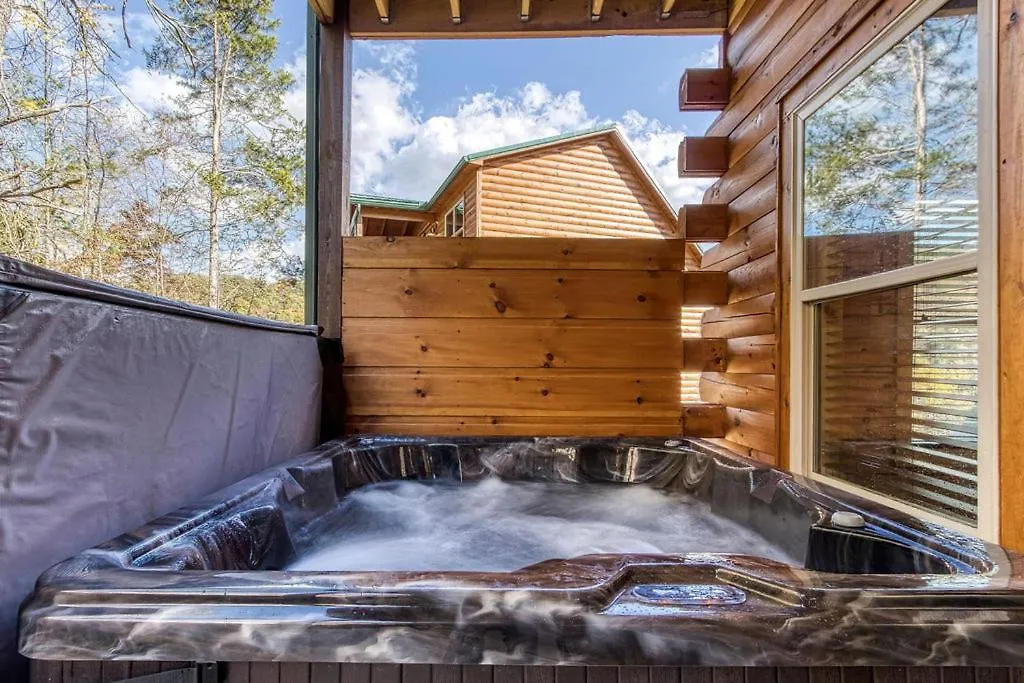 Pine Mountain Retreat, Hot Tub, Game Room, 1089 Free Tickets Each Paid Day, Dollywood And *