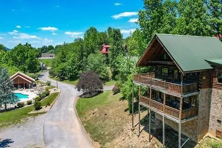 The Wildflower - Woodsy Mtn Retreat Near Everything Holiday home *