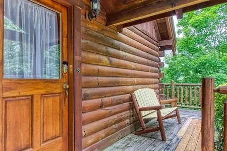 The Wildflower - Woodsy Mtn Retreat Near Everything