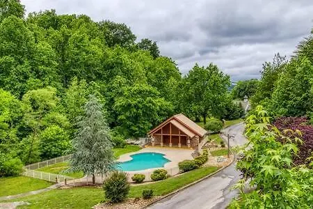 The Wildflower - Woodsy Mtn Retreat Near Everything Holiday home