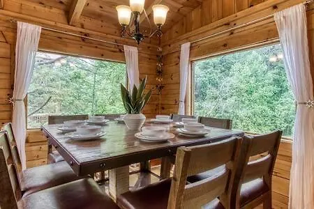The Wildflower - Woodsy Mtn Retreat Near Everything Holiday home Pigeon Forge