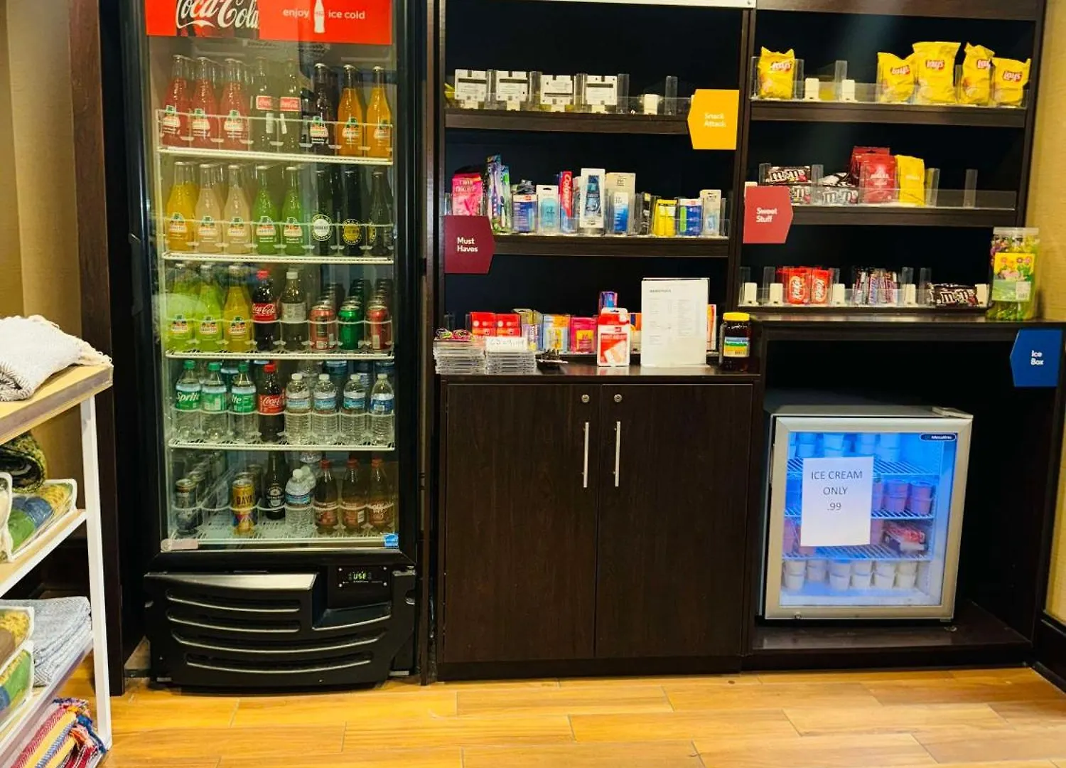 Vista Near Island Drive And Convention Center מלון 3*