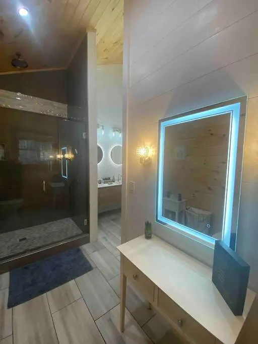 The Grand Tennessean Cabin- Four Bedroom Luxury In The Mountains Holiday home *