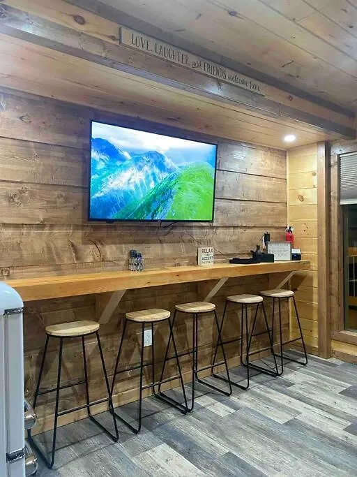 The Grand Tennessean Cabin- Four Bedroom Luxury In The Mountains * Pigeon Forge
