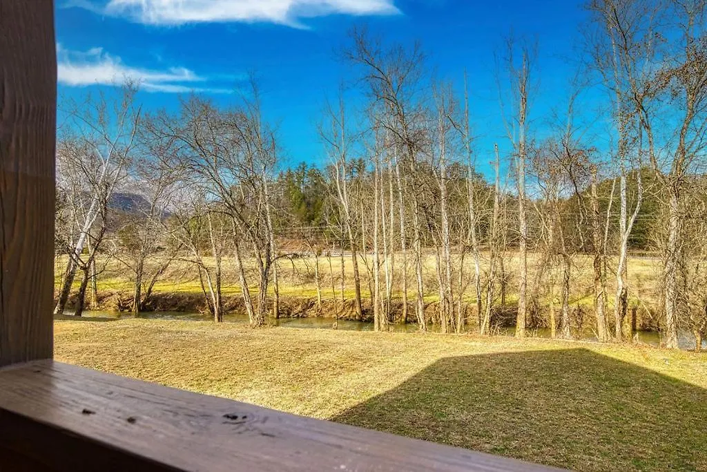 Creekside Lodge, Hot Tub, 1089 Of Free Attraction Tickets For Each Paid Day, Dollywood And More! Holiday home