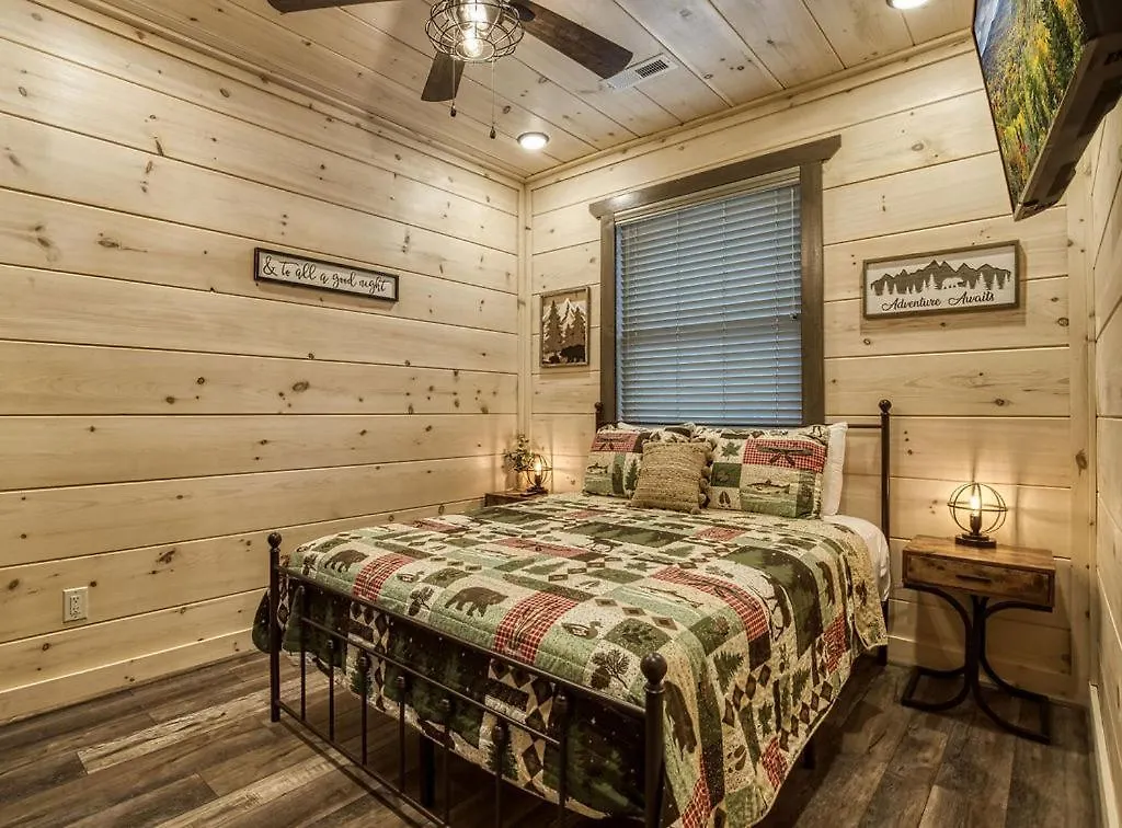 Creekside Lodge, Hot Tub, 1089 Of Free Attraction Tickets For Each Paid Day, Dollywood And More! Holiday home *