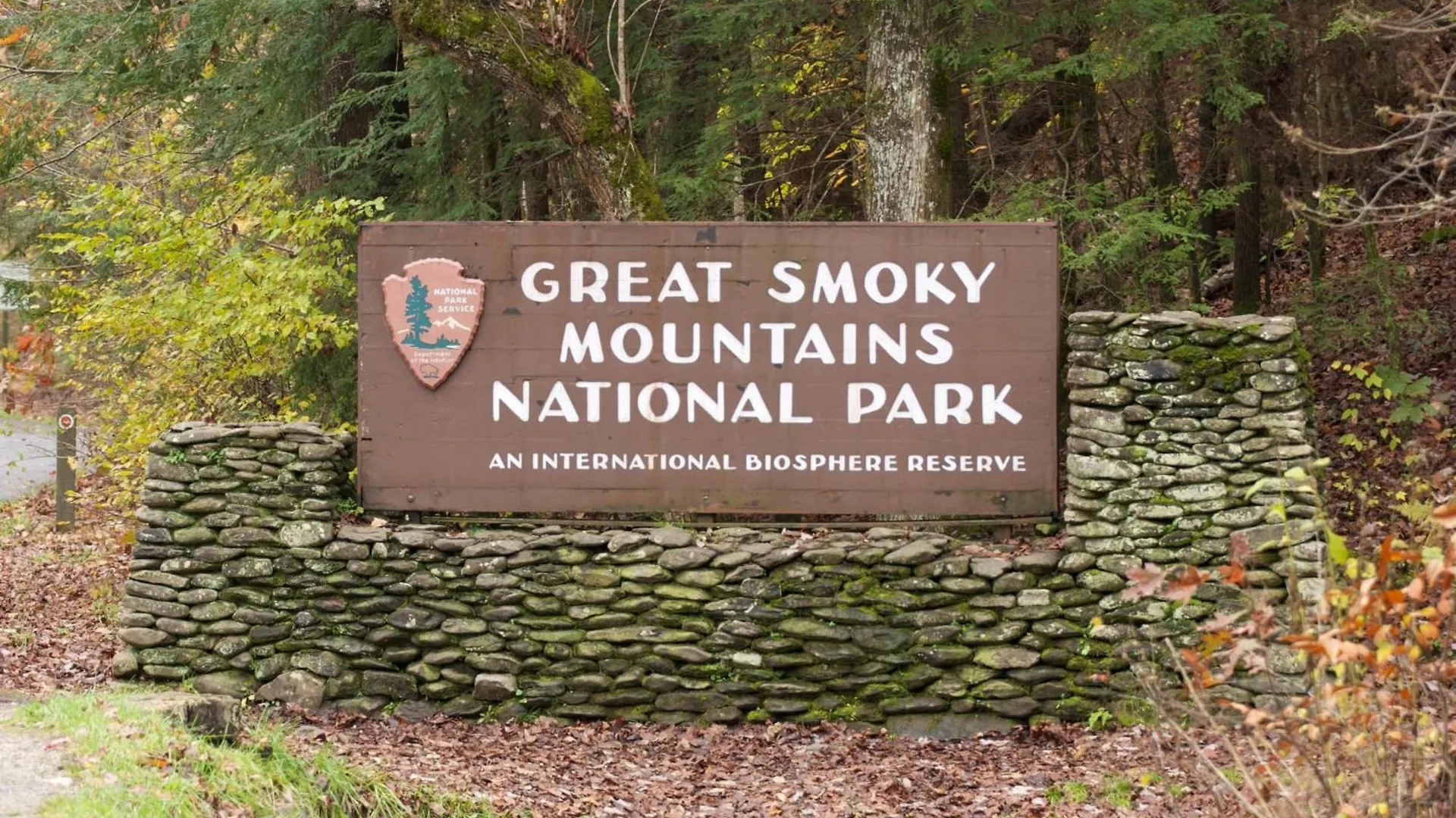 Creekside Lodge, Hot Tub, 1089 Of Free Attraction Tickets For Each Paid Day, Dollywood And More! * Pigeon Forge
