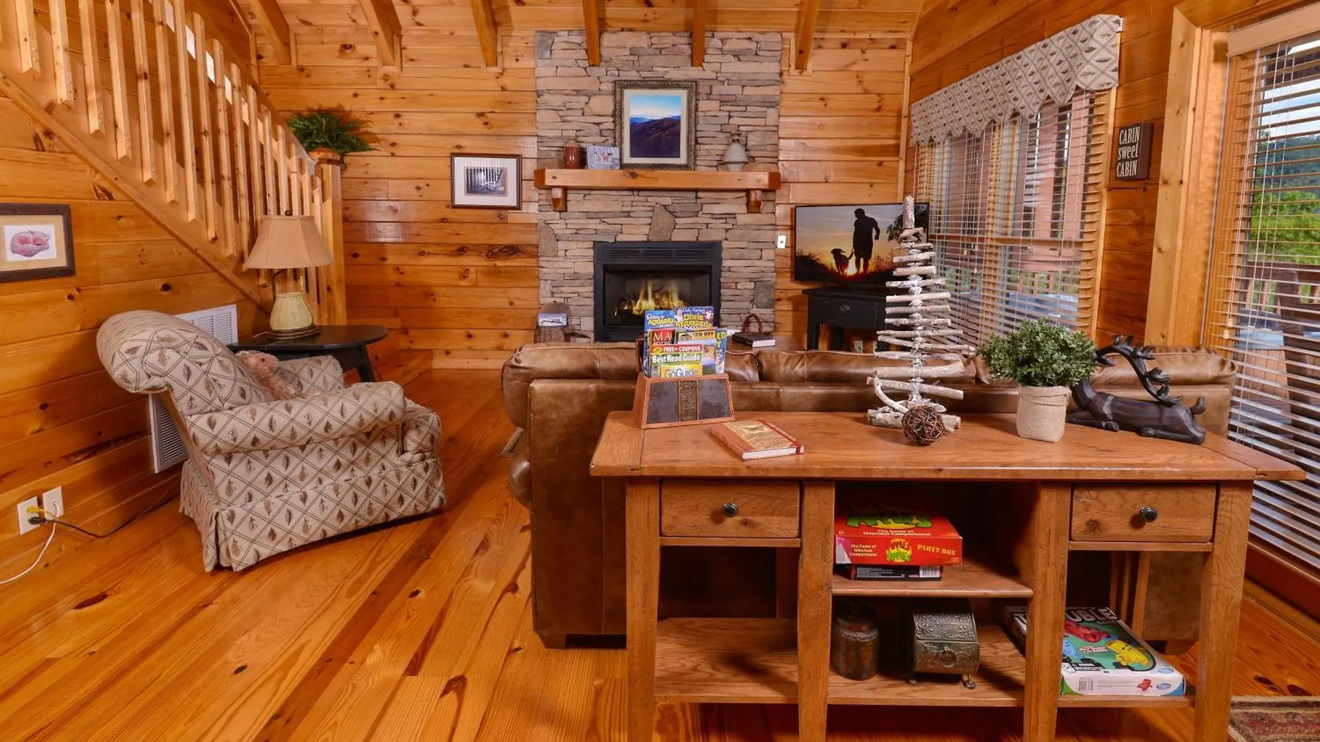 Camp David * Pigeon Forge