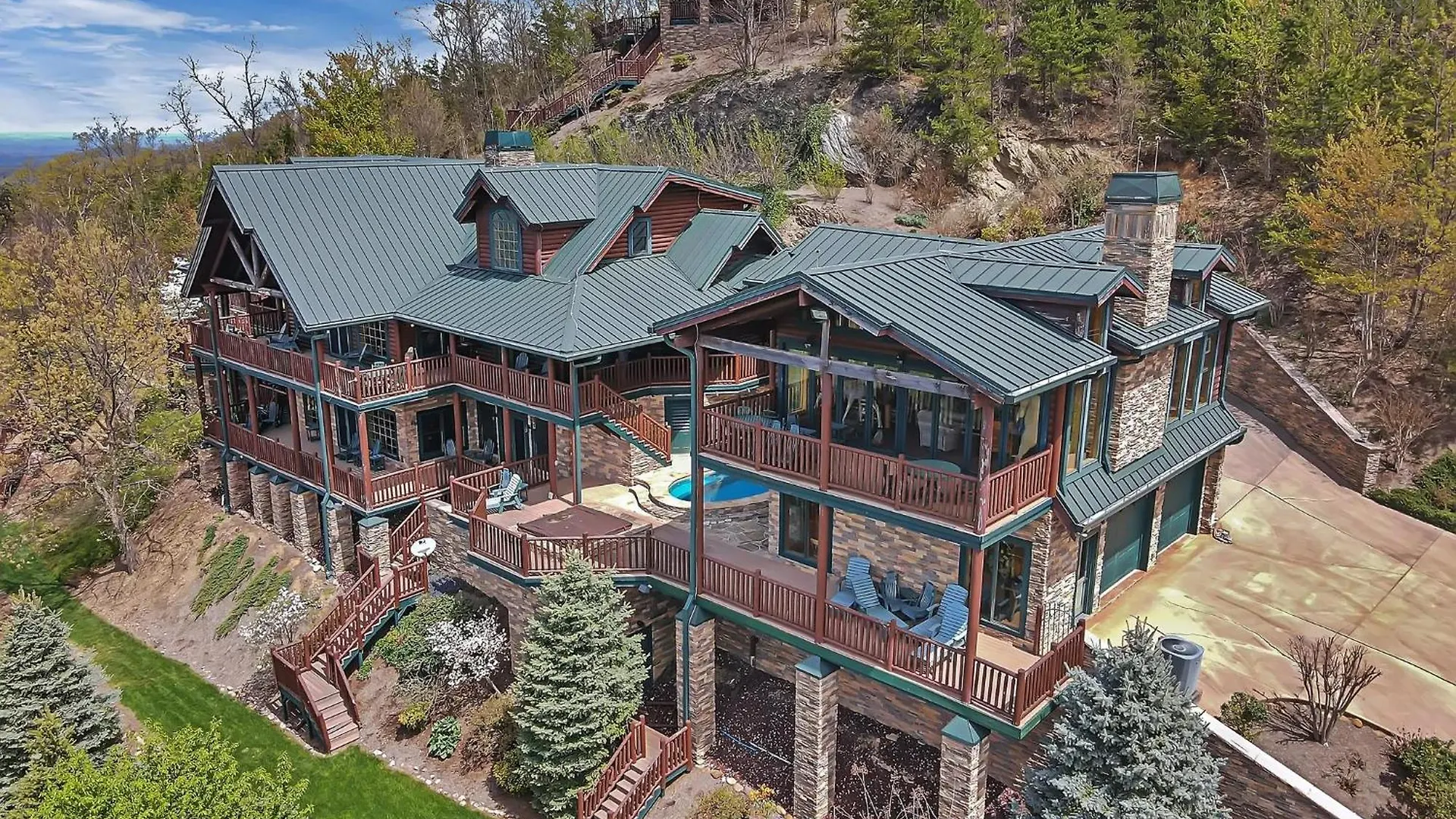 Scenic Views Estate Pigeon Forge