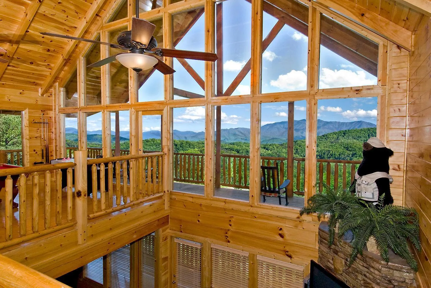 Elegant Elk, 6bdrm 6bath, Specials, Free Tickets, Elevator, Amazing View, Hot Tub, Gameroom *