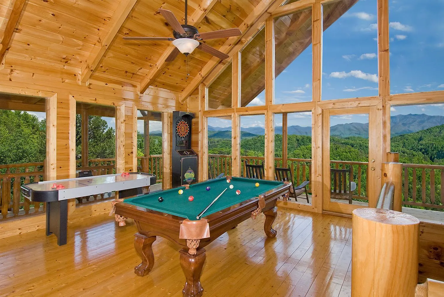 Elegant Elk, 6bdrm 6bath, Specials, Free Tickets, Elevator, Amazing View, Hot Tub, Gameroom