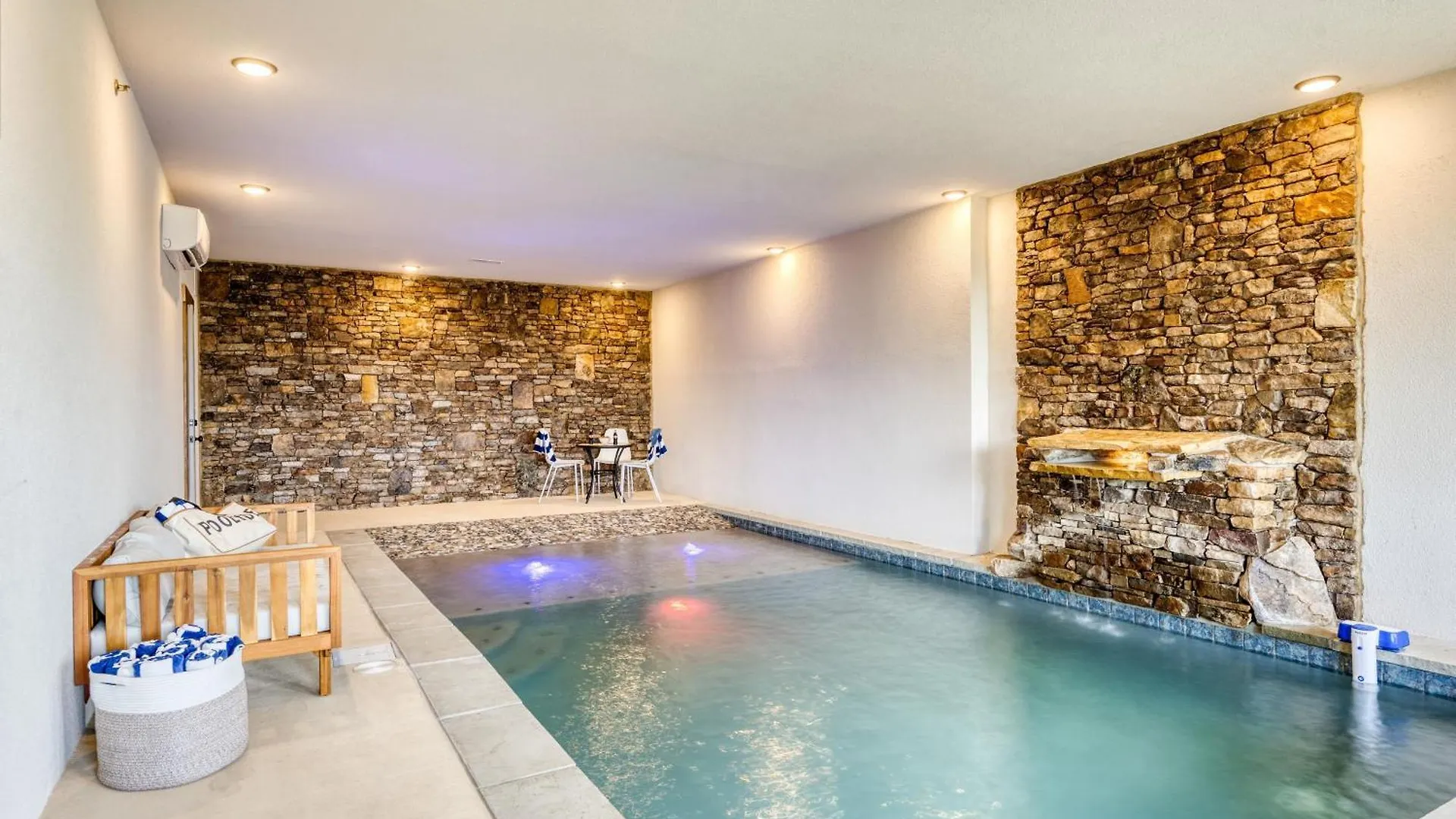 Holiday home Duval By Avantstay 10min To Dt W Indoor Pool Hot Tub Amazing Views Pigeon Forge