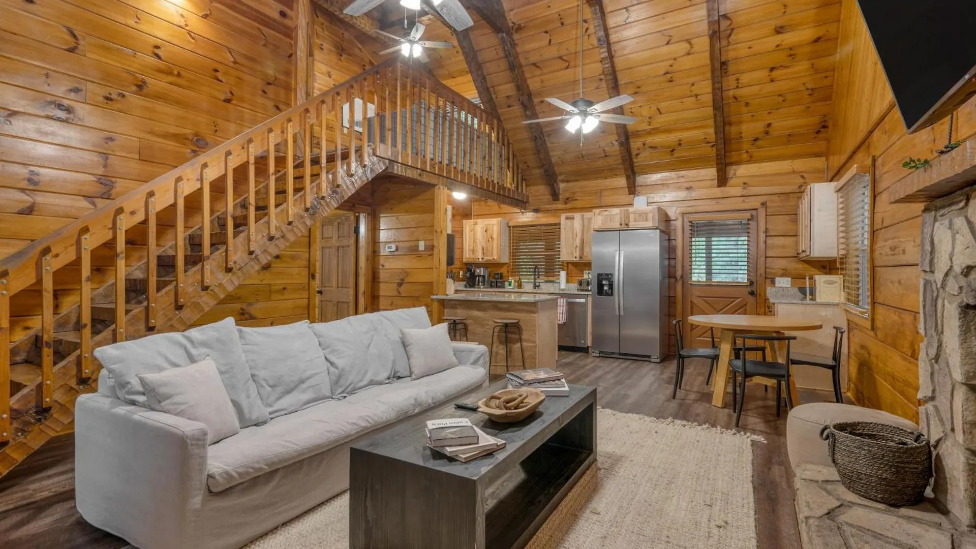 Holiday home Dudley I By Avantstay Cosy W Hot Tub Incredible Views