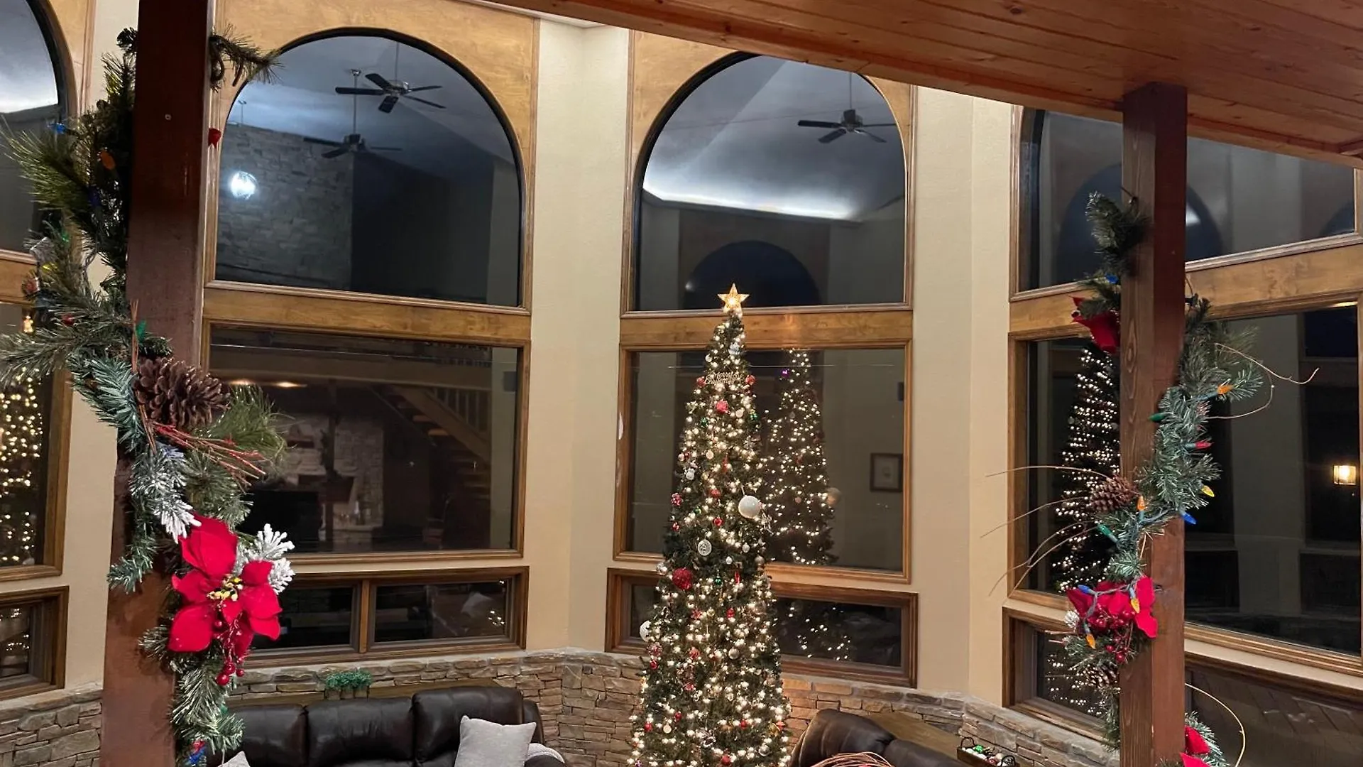 Crestview Estate 5 Acres-heated Pool-5min To Strip Villa *
