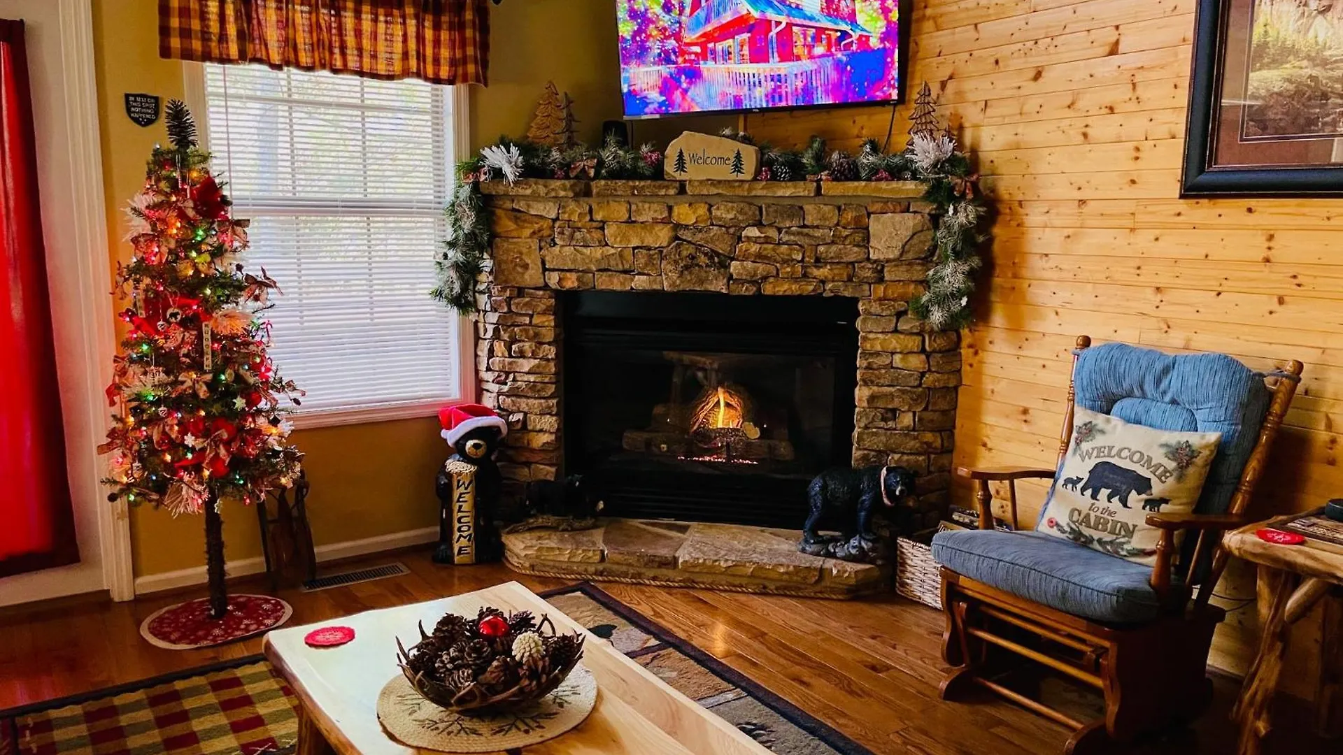Holiday home Happy Trails, Pool, 1089 Of Free Attraction Tickets For Each Paid Day, Dollywood And