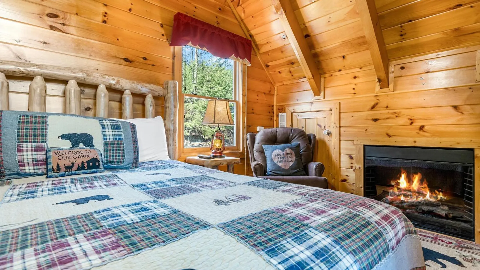 A Higher Calling, 1089 Of Free Area Attraction Tickets For Each Paid Day, Dollywood And More! Holiday home *