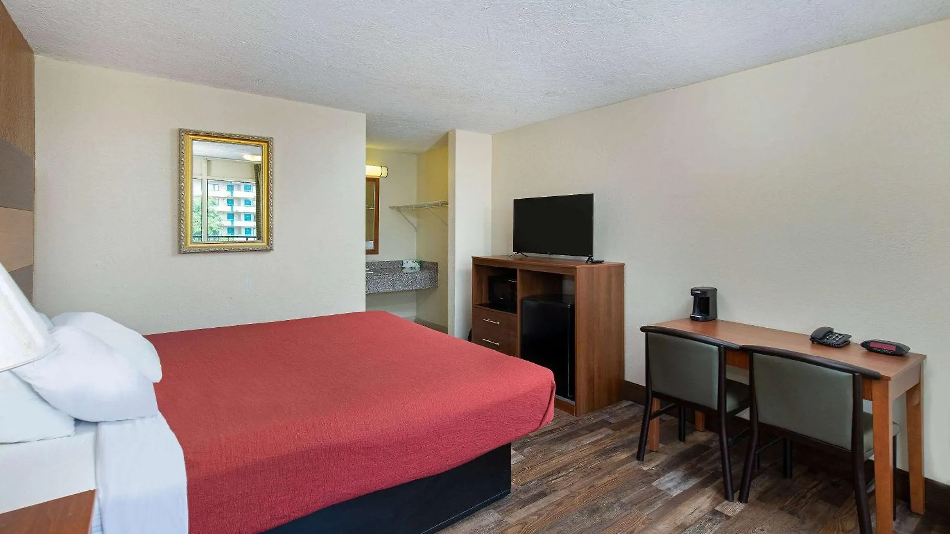 Motel Americana A Travelodge By Wyndham