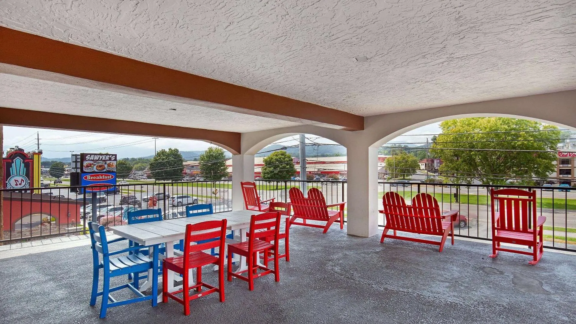 Americana A Travelodge By Wyndham Motel 2*