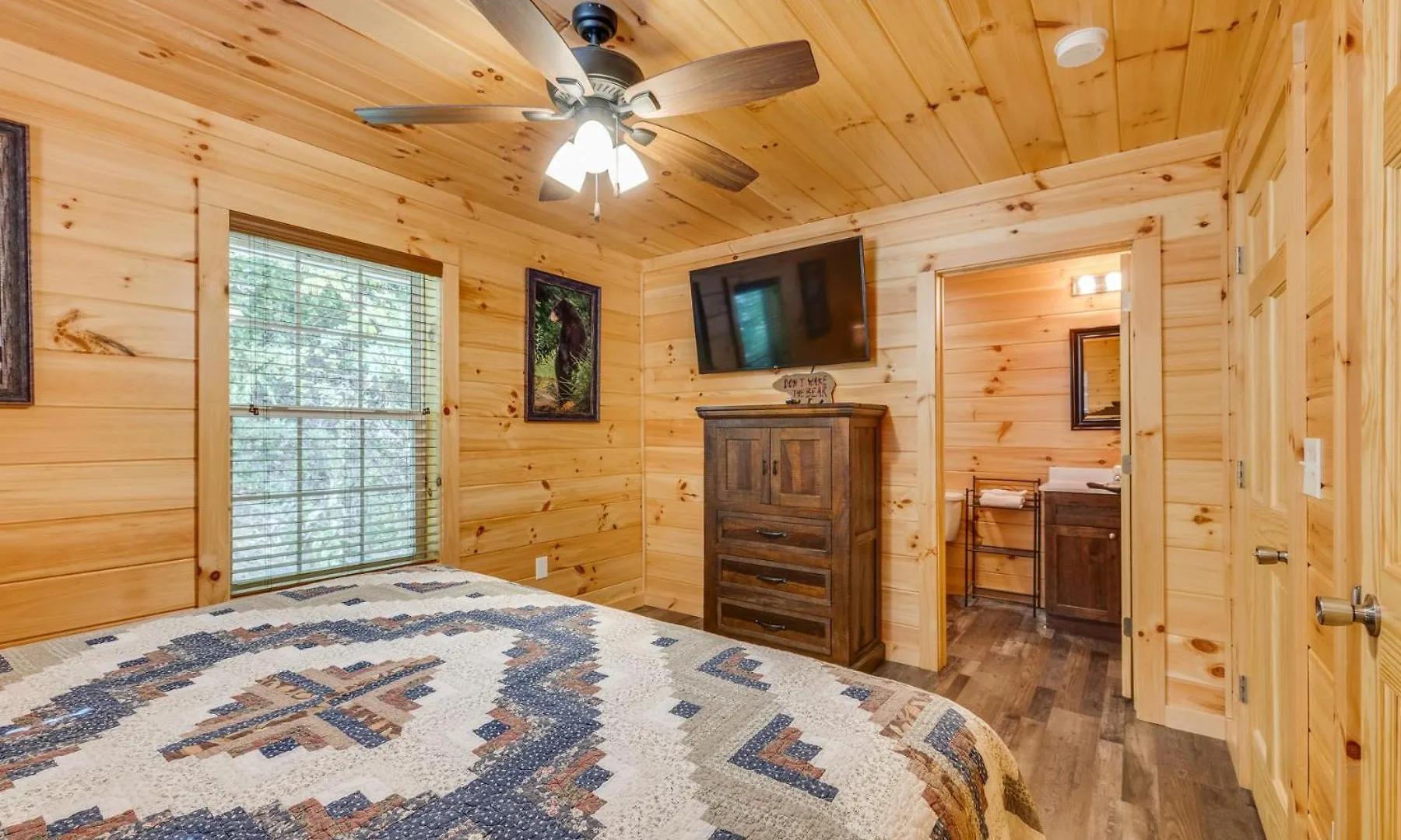Bear Clubhouse Hot Tub, 1mile From The Parkway, 900 In Free Tickets! *