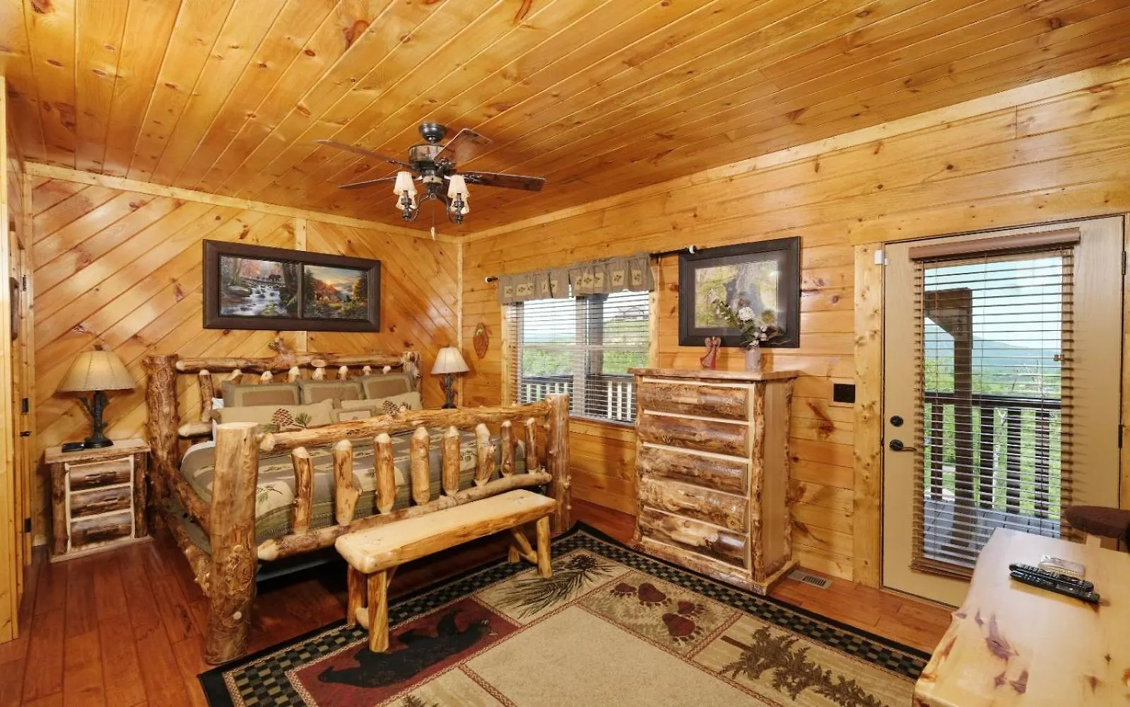 A Cloud 9 * Pigeon Forge