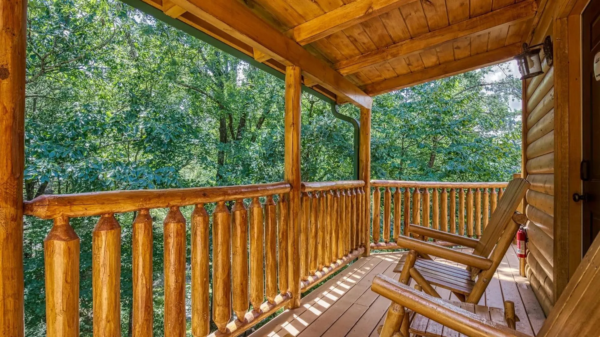 Holiday home Pine Haven Hollow, Hot Tub, Game Room, Wifi, 1089 Free Tickets Each Paid Day, Dollywood And Pigeon Forge