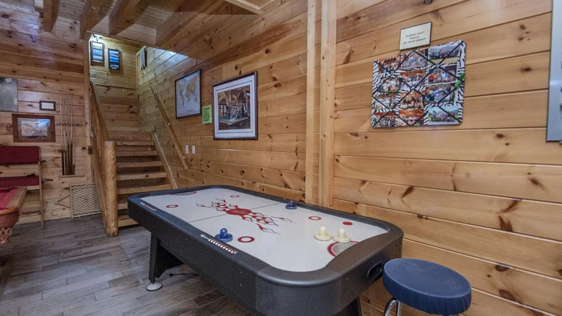 Ern854 - Wagon Wheel - Great Location! Close To The Action! Pigeon Forge