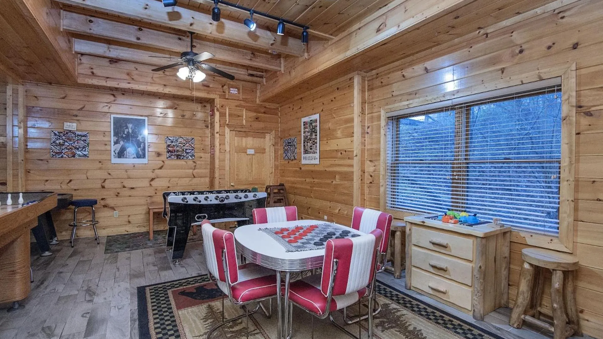 Holiday home Ern854 - Wagon Wheel - Great Location! Close To The Action! Pigeon Forge