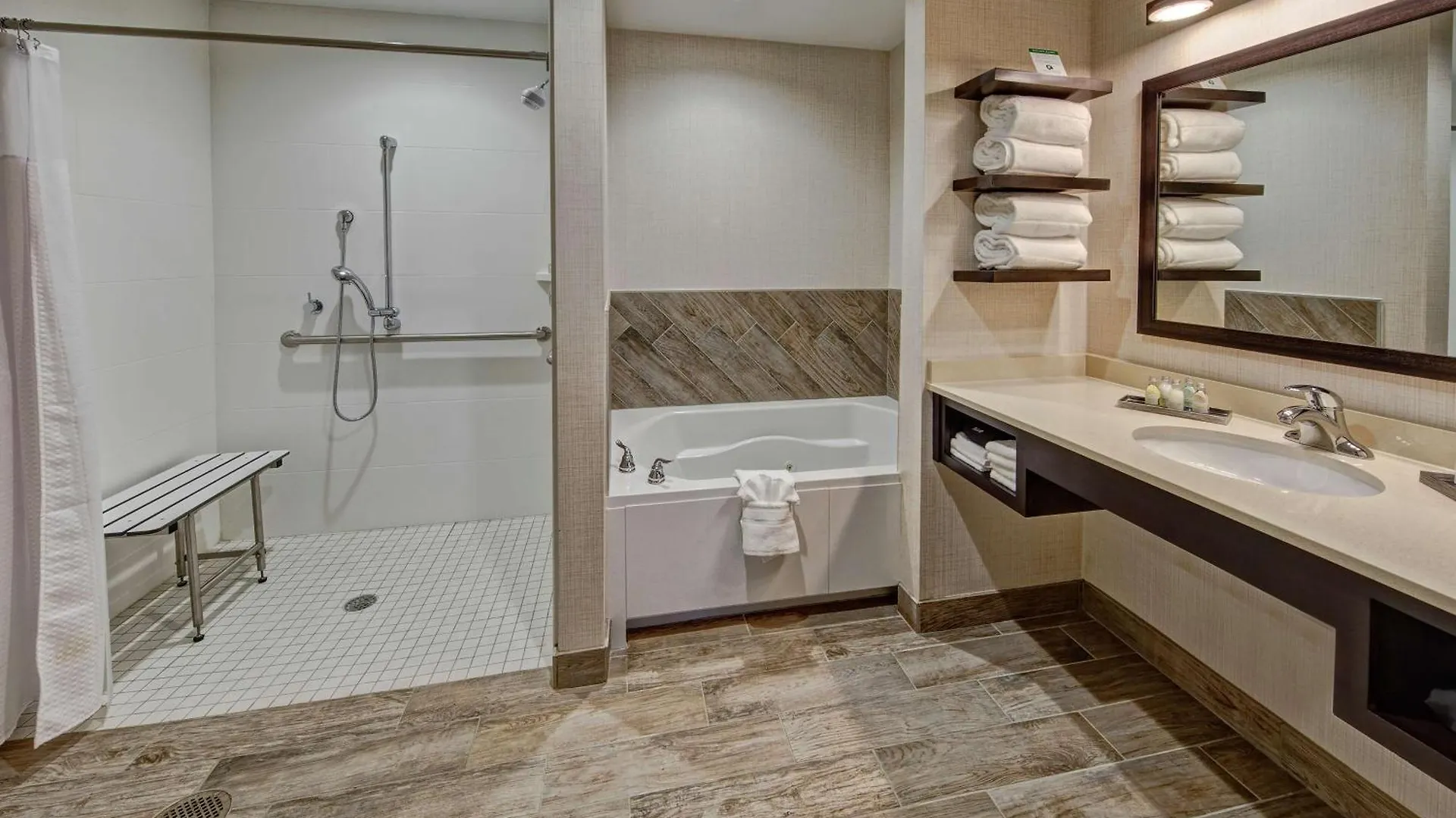Hotel Black Fox Pigeon Forge, Tapestry Collection By Hilton 4*