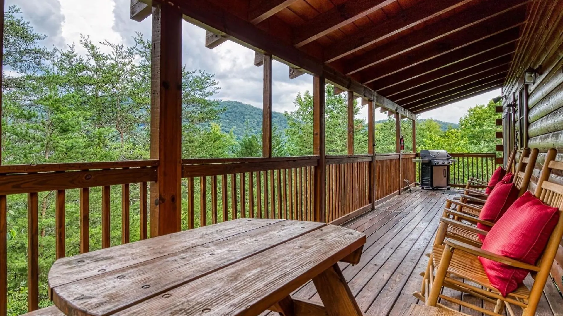 Holiday home Ern813 - Heavenly View- Great Location! Close To The Action! *