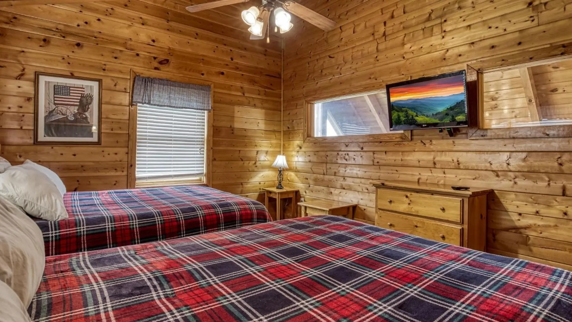 Ern813 - Heavenly View- Great Location! Close To The Action! Holiday home Pigeon Forge