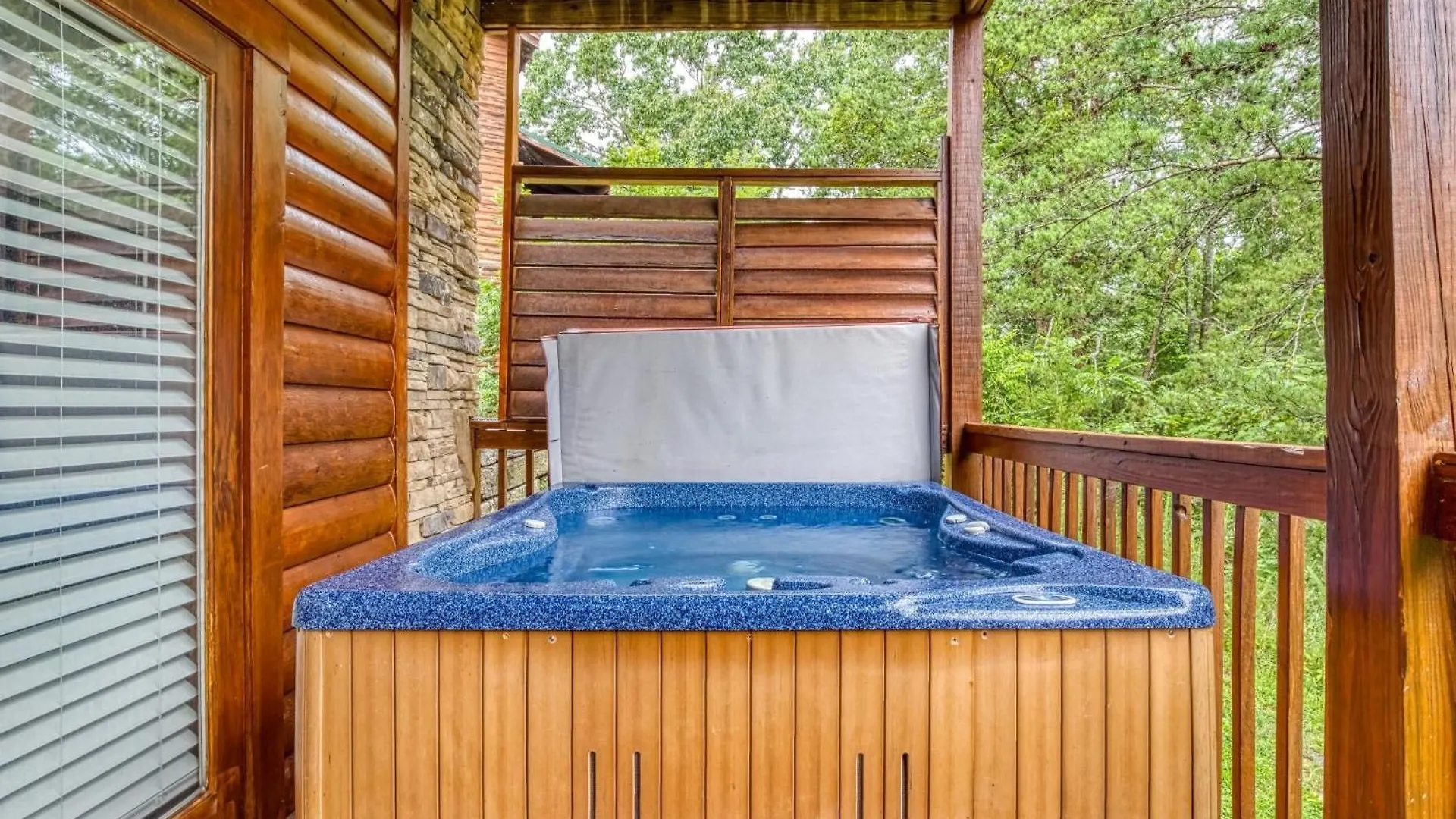 Ern813 - Heavenly View- Great Location! Close To The Action! Pigeon Forge