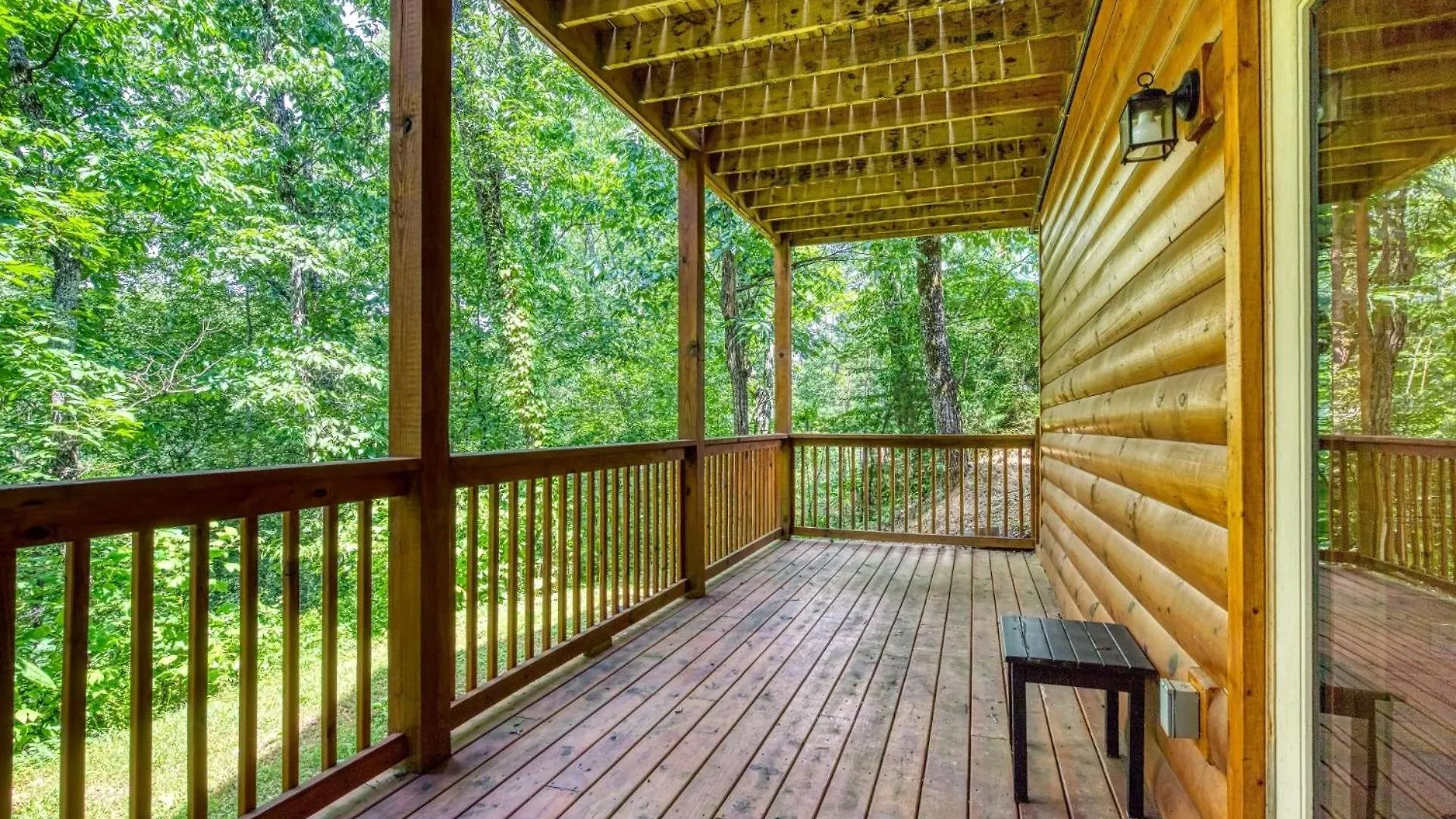Ern824 - Days - Great Location! Close To Town! Pigeon Forge