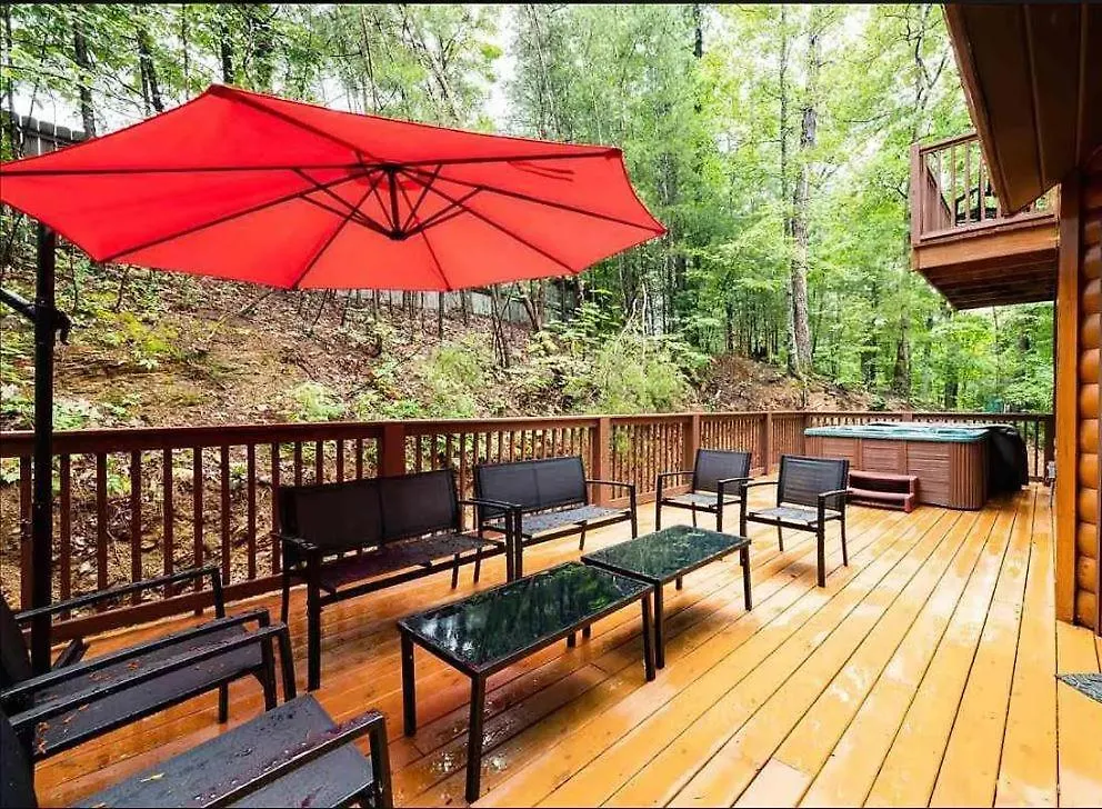 Enchanted Memories, Hot Tub, 1089 Of Free Attraction Tickets For Each Paid Day, Dollywood And Holiday home