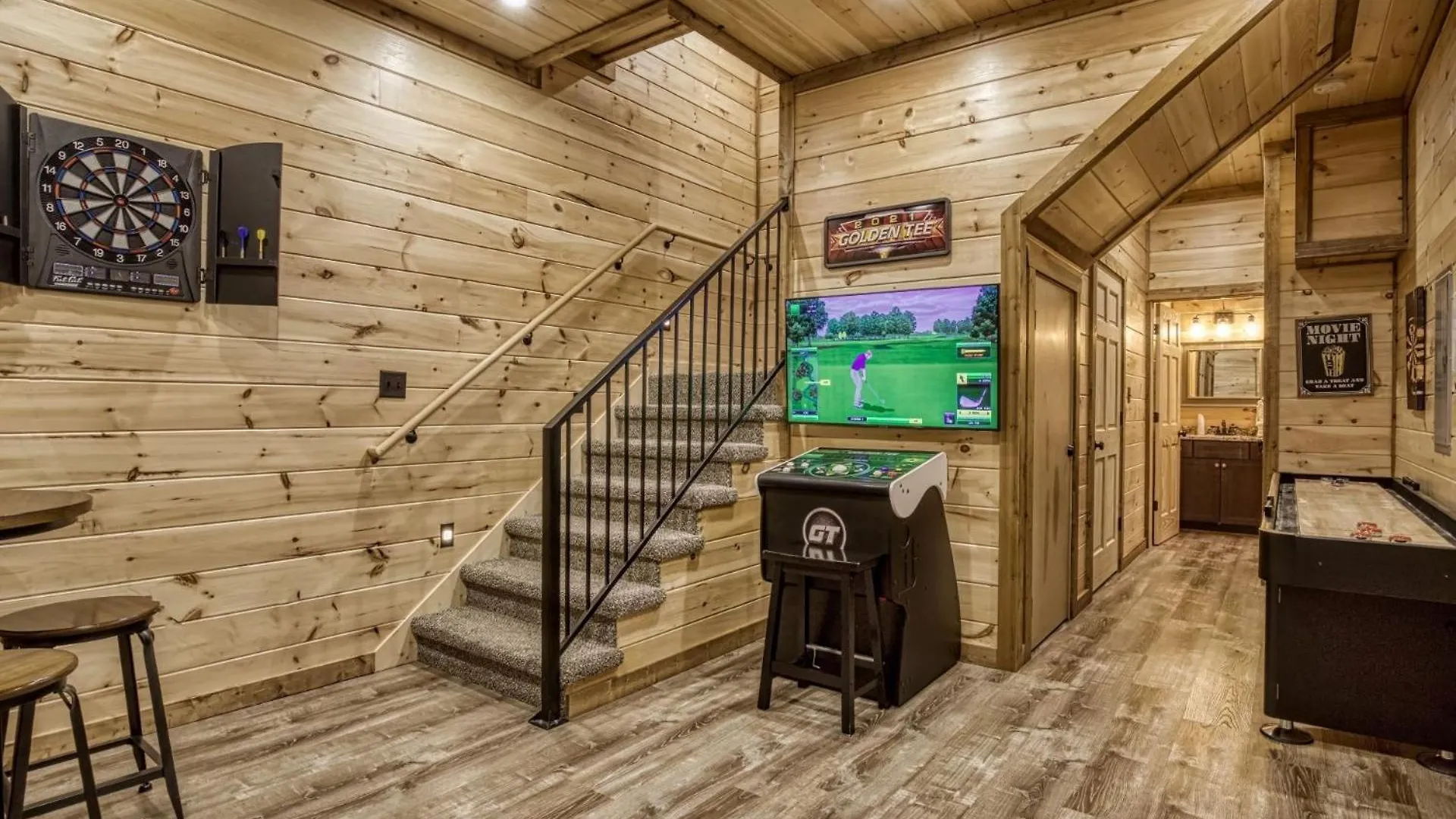 Ern841 - Sweet Feet Retreat - Location, Location, And Private Indoor Pool! *