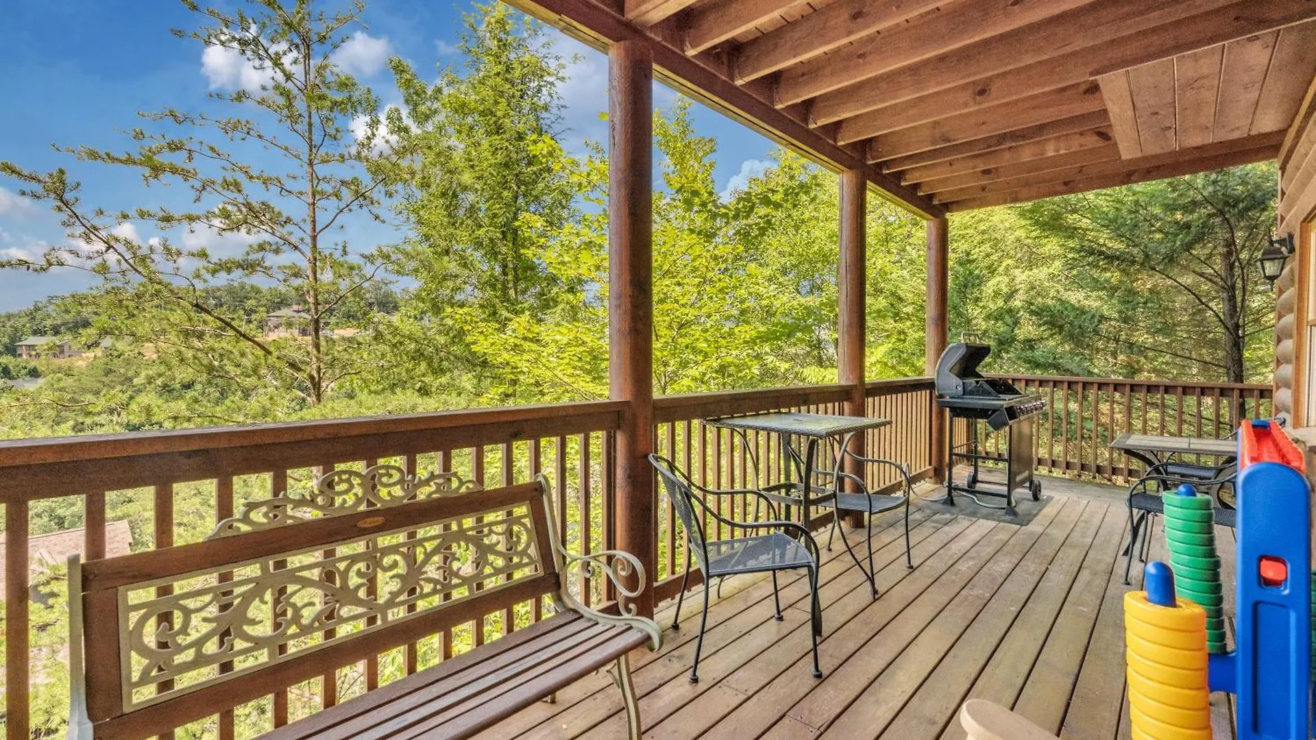 Hibernation Station-indooroutdoor Pool, 1089 Free Tickets Each Paid Day! * Pigeon Forge