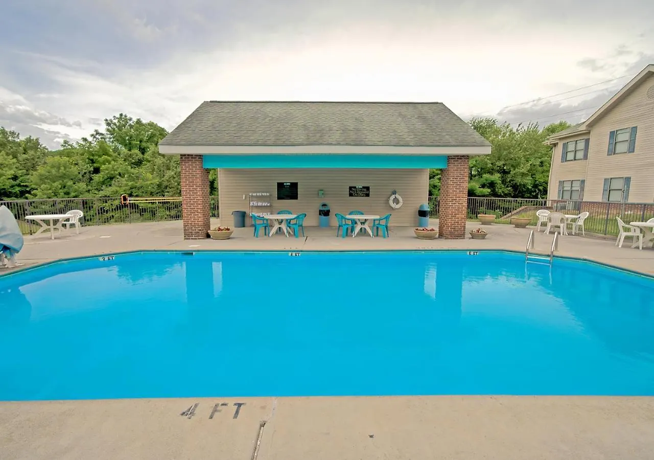 Season Hotel 3*