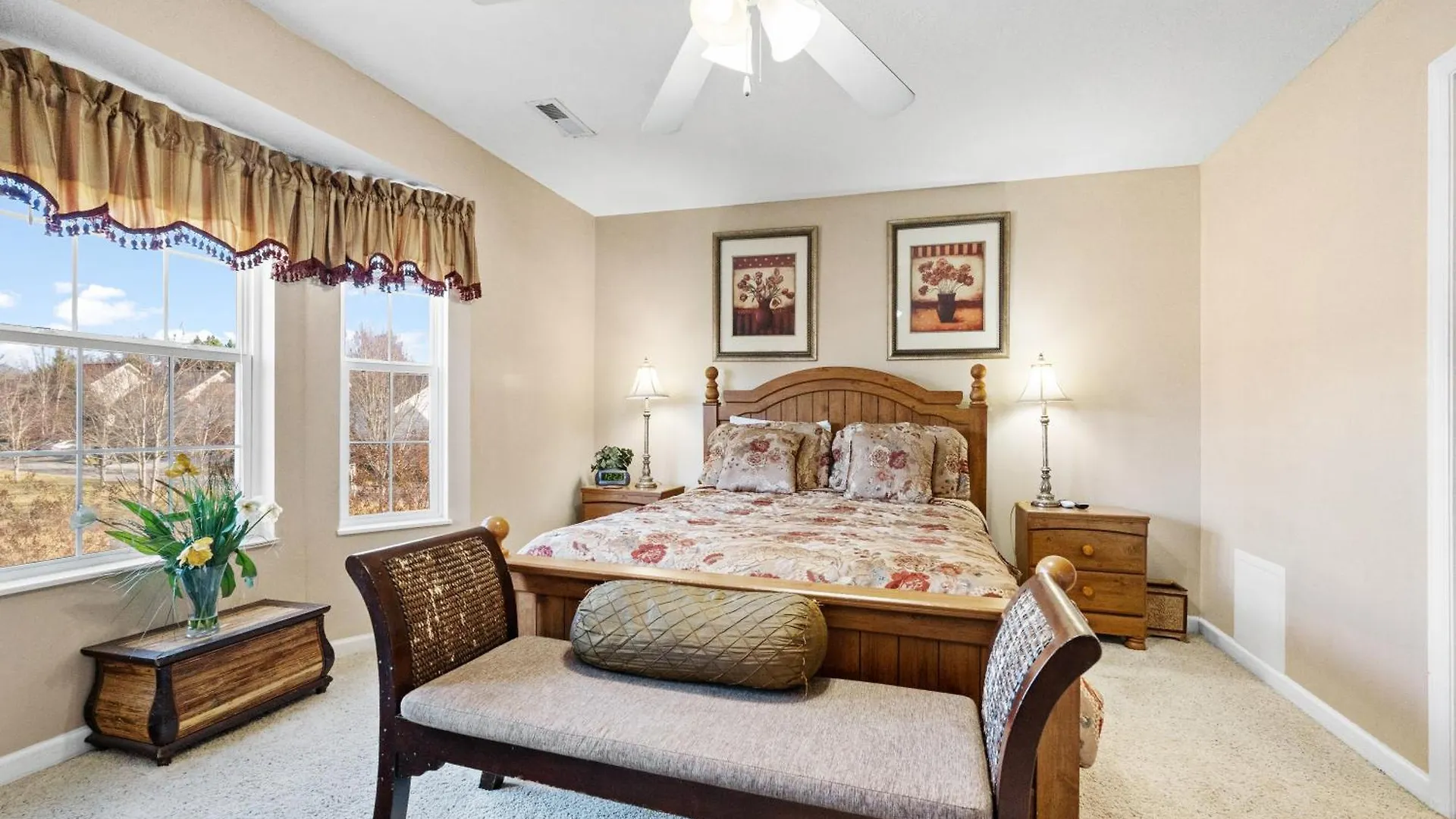 River Breeze, Wifi, 1089 Free Tickets Each Paid Day, Dollywood And