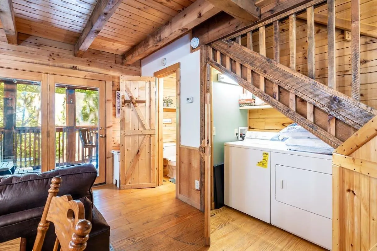Holiday home Quaint & Secluded Near Dollywood With Bbq&hot Tub *