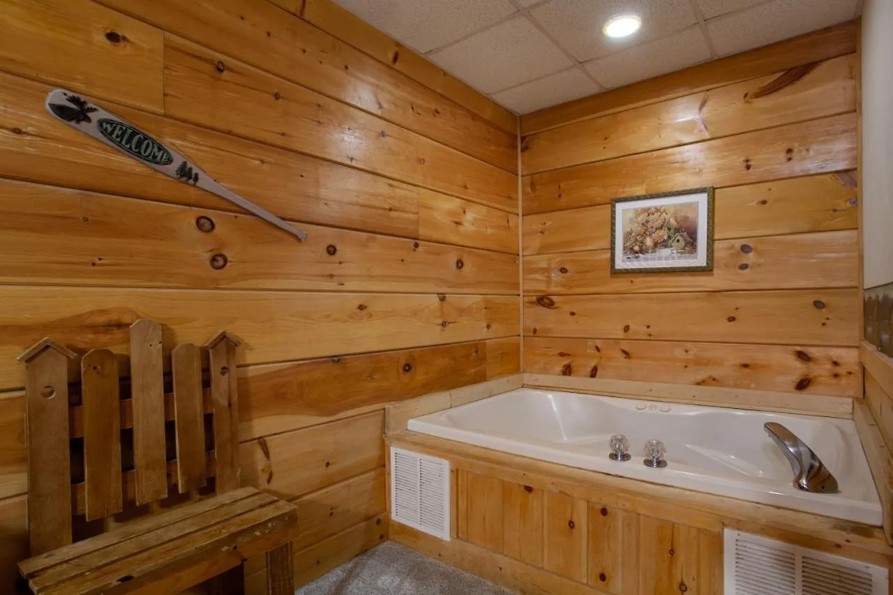 5 Mins To Strip W/ Hot Tub+grill+more