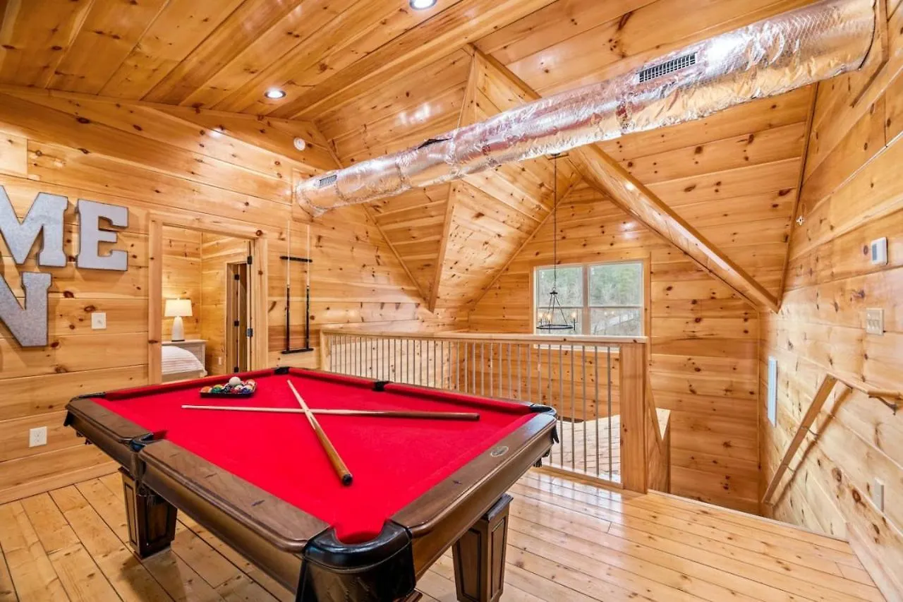 Holiday home Tennessee Escape 2 Hot Tubs, 3 Decks And Pool Table