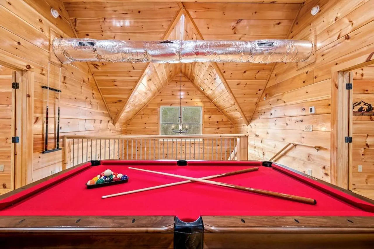 Holiday home Tennessee Escape 2 Hot Tubs, 3 Decks And Pool Table
