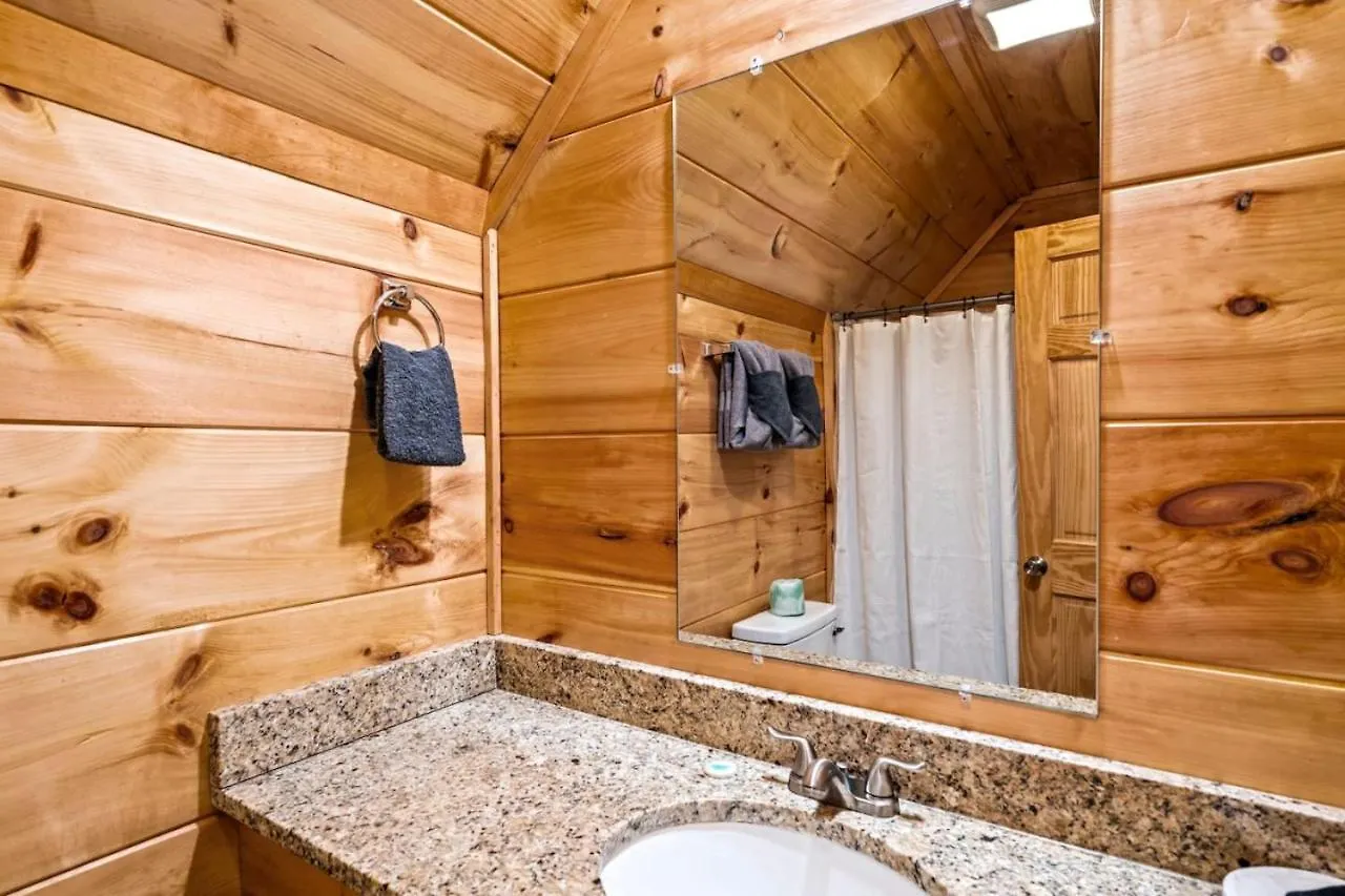 Holiday home Tennessee Escape 2 Hot Tubs, 3 Decks And Pool Table Pigeon Forge