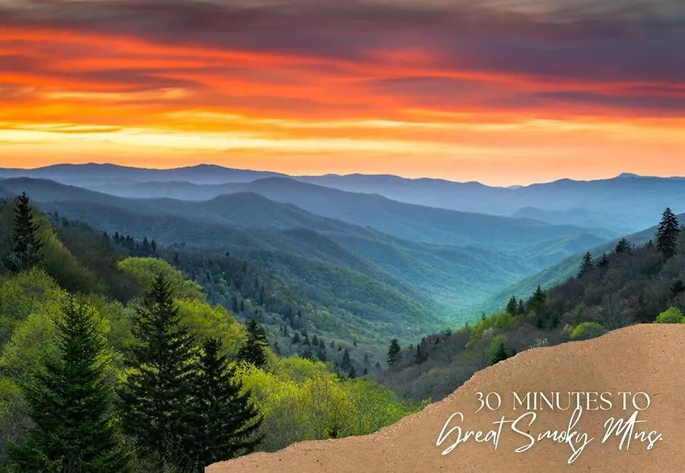 Willow Trace: Family Retreat, Hot Tub, Gaming! * Pigeon Forge