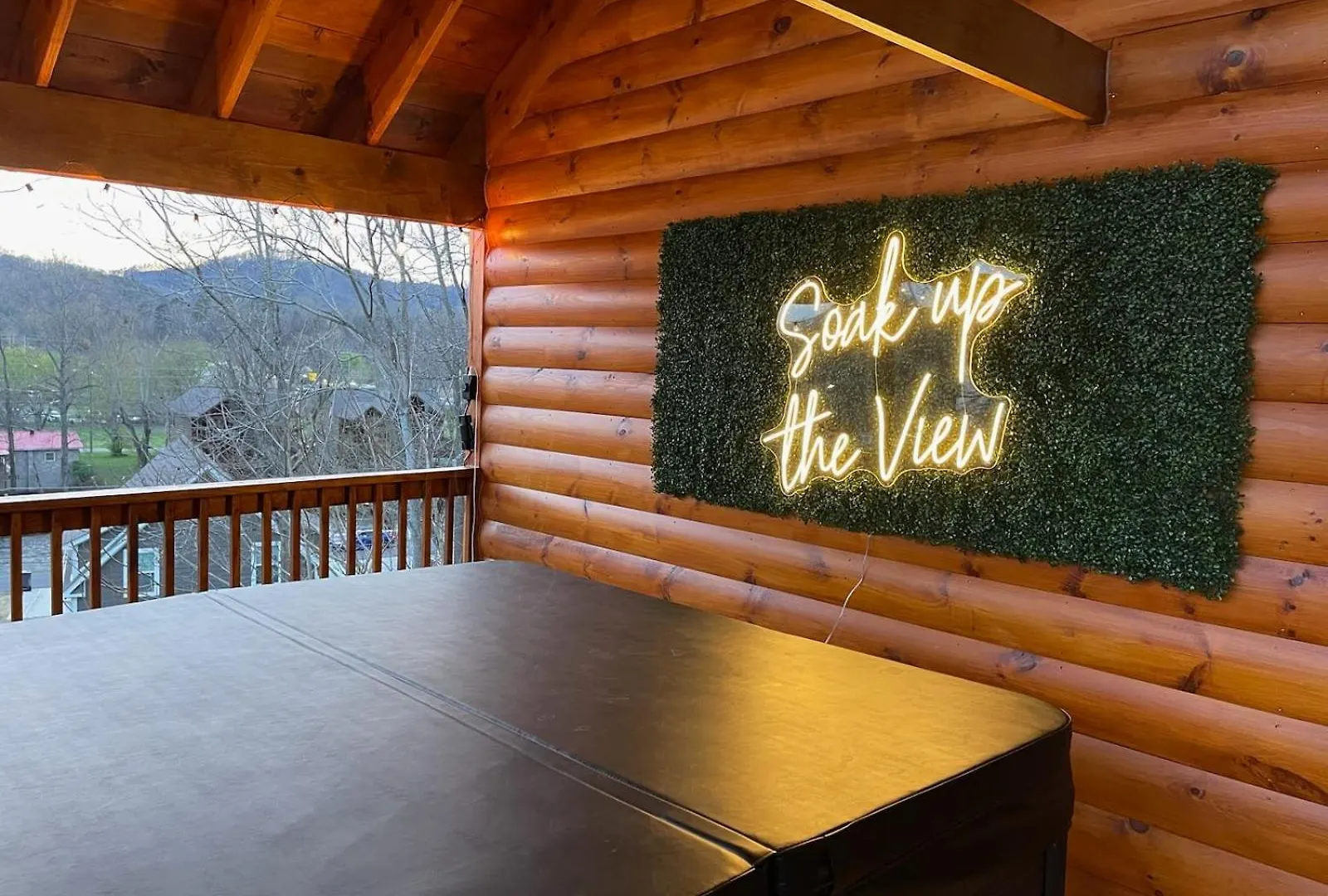 Parkway Paradise W/ Private Hot Tub * Pigeon Forge