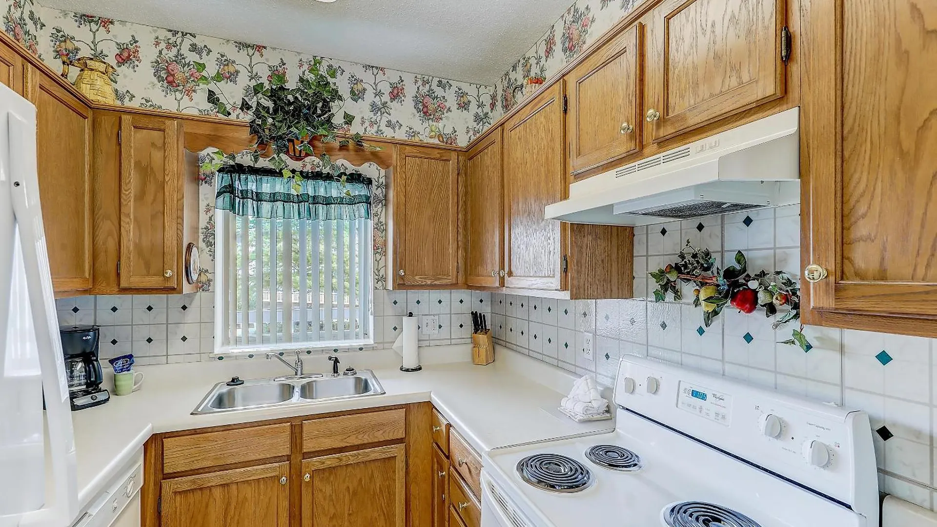 Family Fun Whispering Pines 324 * Pigeon Forge