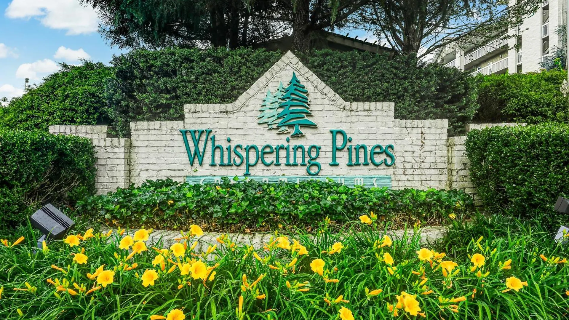 Apartment Family Fun Whispering Pines 324 Pigeon Forge