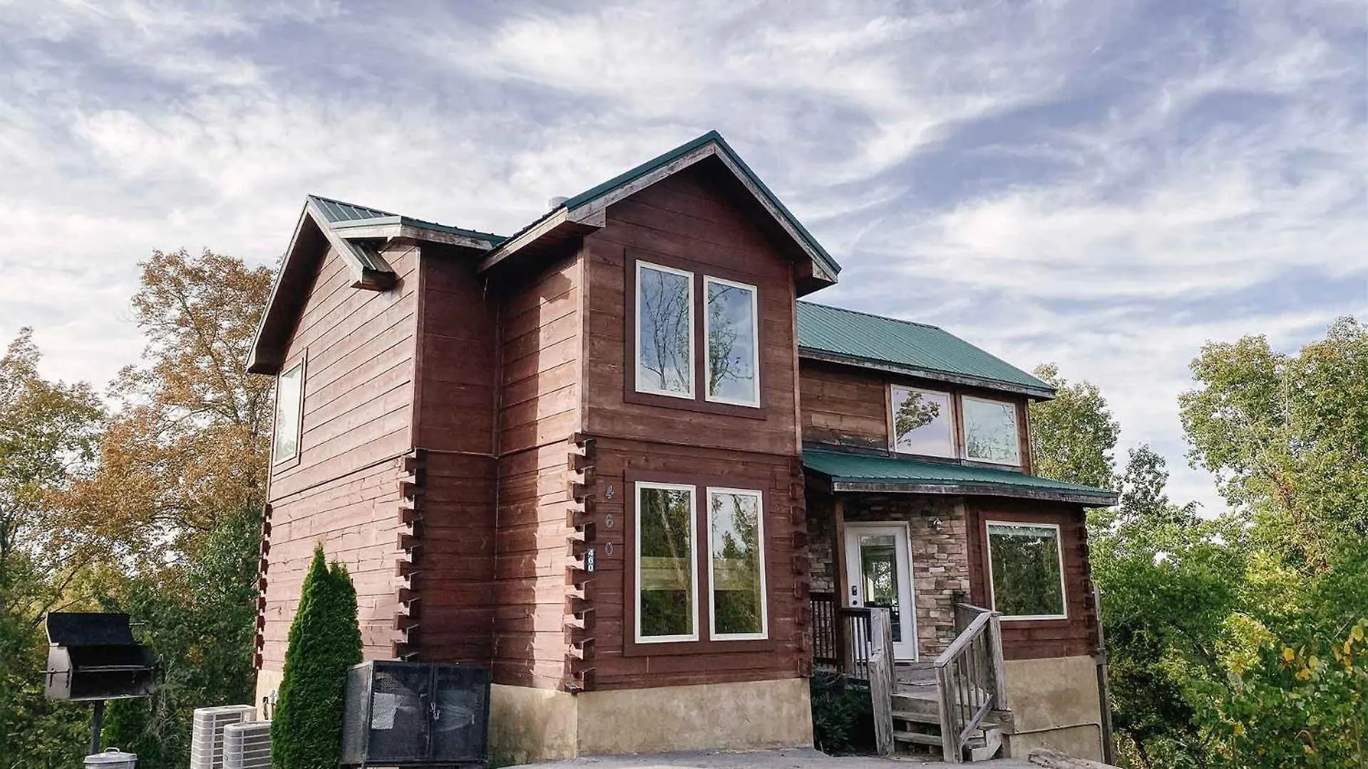 Comfy Retreat Wprivate Pool, Hot Tub, Game Pigeon Forge