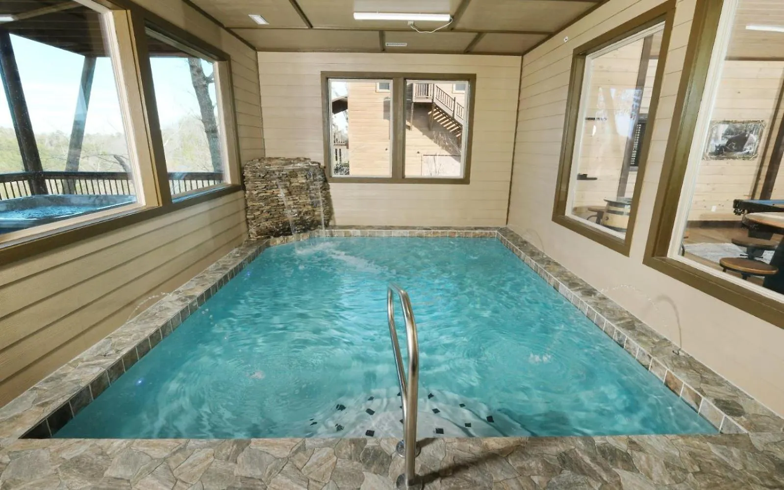 Holiday home Splashin Mountain Retreat
